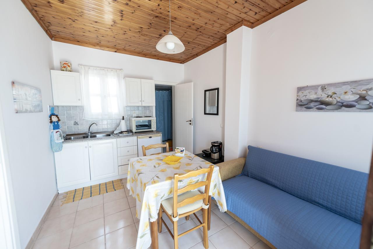 Filoxenia Apartments Hálki Kültér fotó